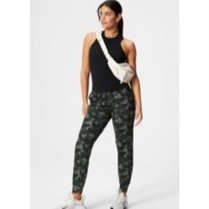 Fabletics tank and joggers. Medium